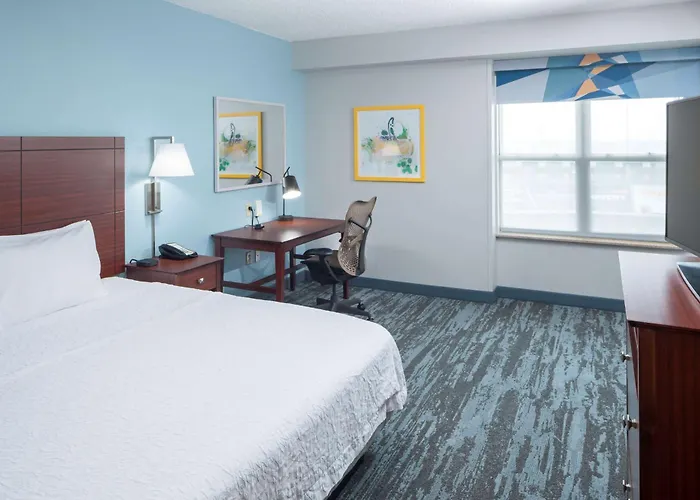 Hampton Inn & Suites Oklahoma City-Bricktown
