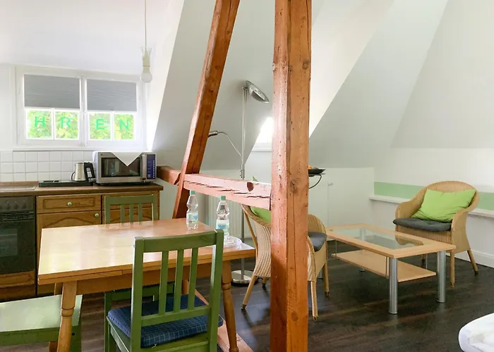 2T Hotel Artgenossen