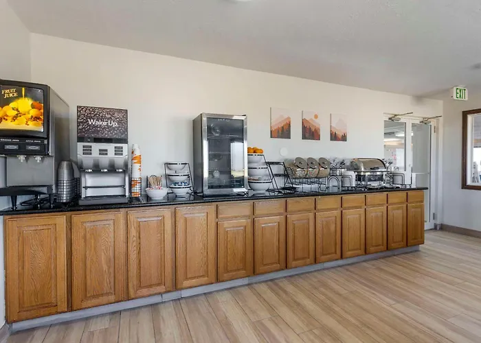 Quality Inn & Suites Fillmore I-15