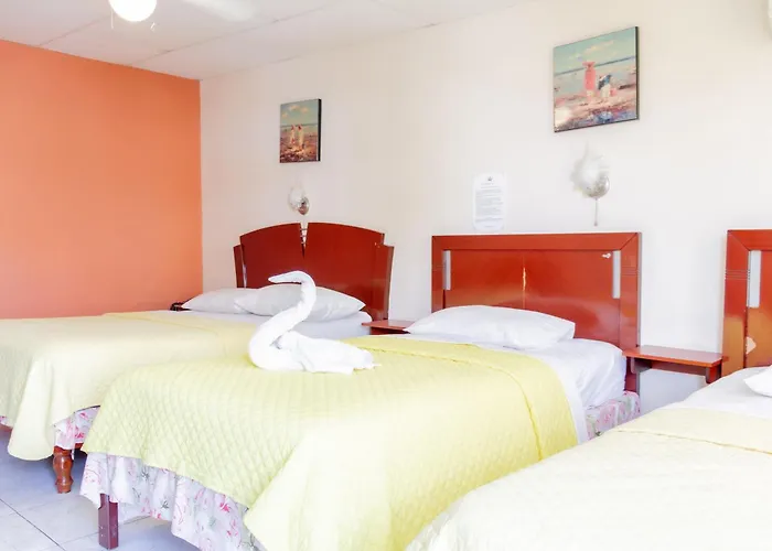 Hostal Antares