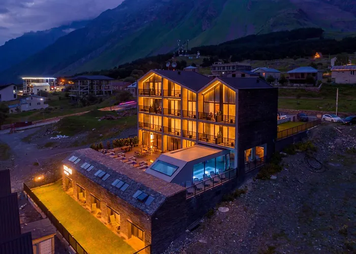 Step Inn - Kazbegi