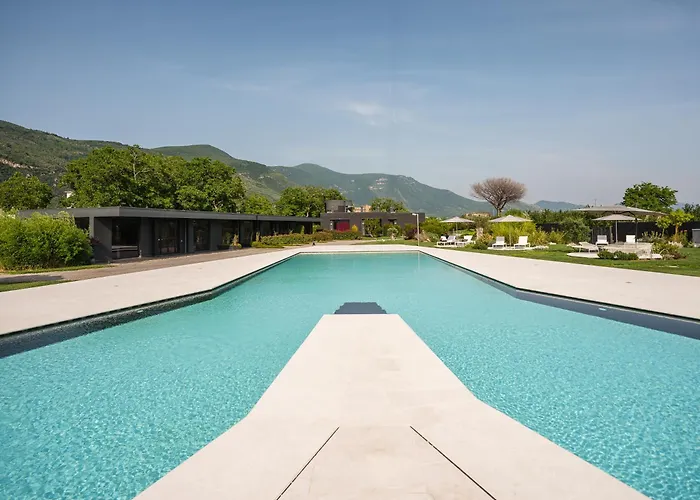 Secret Garden Resort & Spa