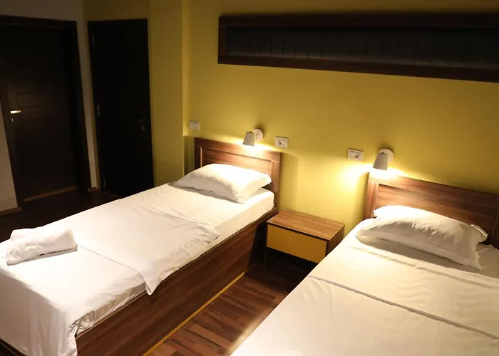 Hotel Hiserra