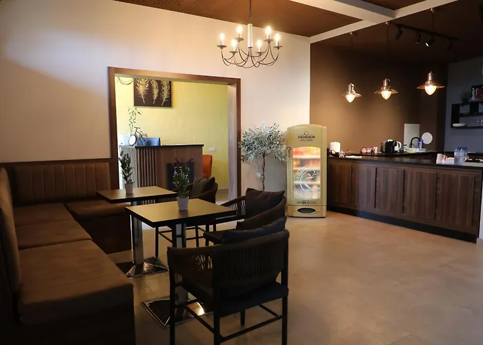 Hotel Hiserra