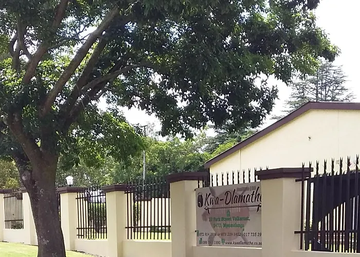 Kwa-Dlamathe Guesthouse