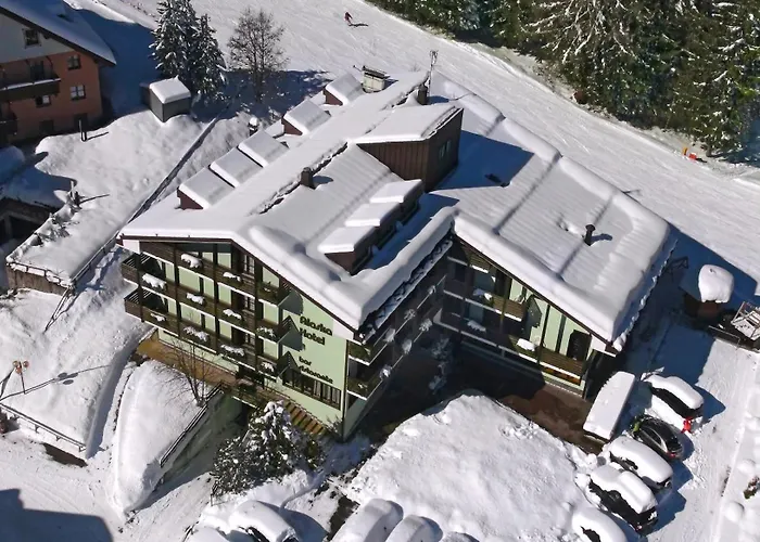 Hotel Alaska