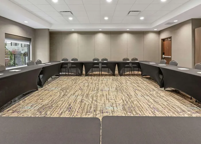 Hampton Inn & Suites Spokane Downtown-South
