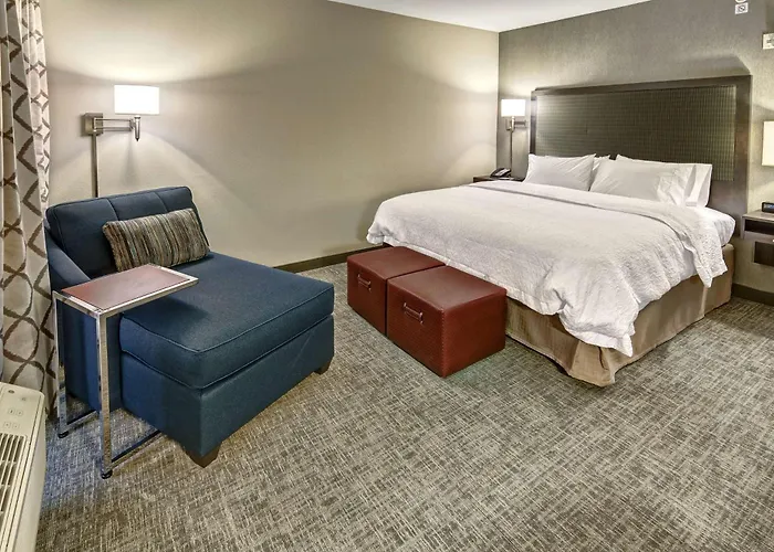 Hampton Inn & Suites Franklin Berry Farms, Tn