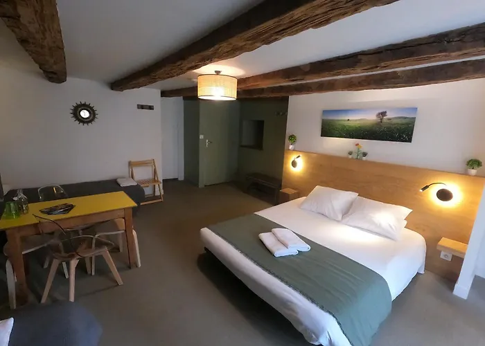 La Maison - Hotel & Gite
