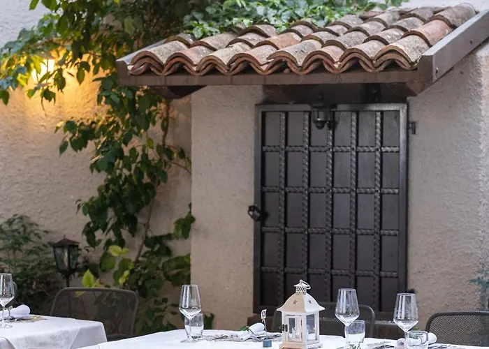 Borgo Dei Poeti Romantik Hotel