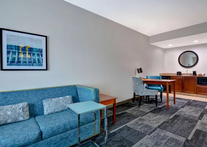 Hampton Inn & Suites Birmingham-Hoover-Galleria