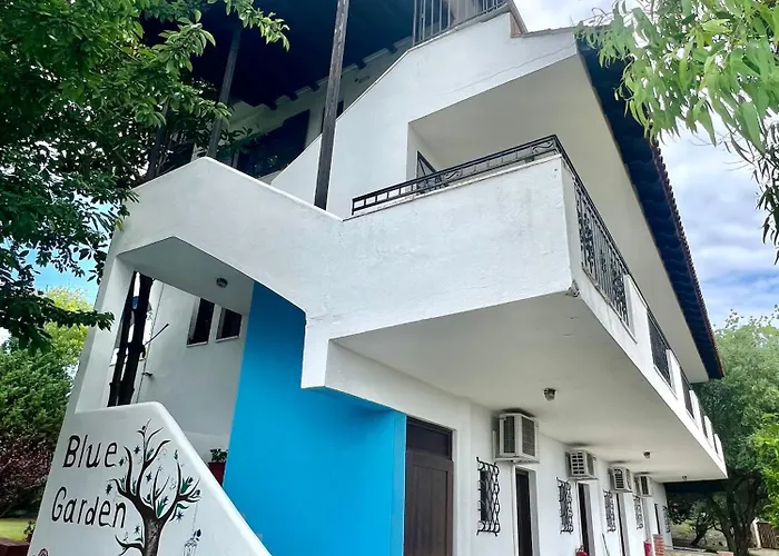 Blue Garden Inn
