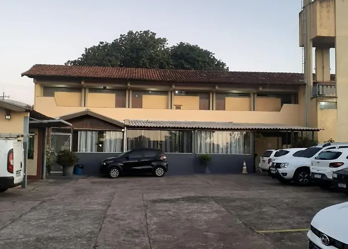 Falcon Hotel