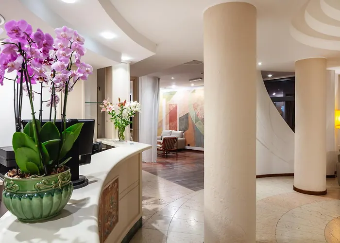 Hotel Carlo Felice