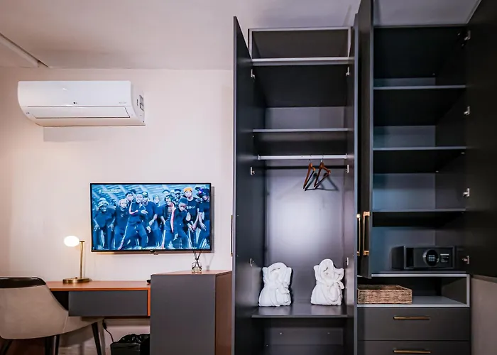 Wali'S Suites