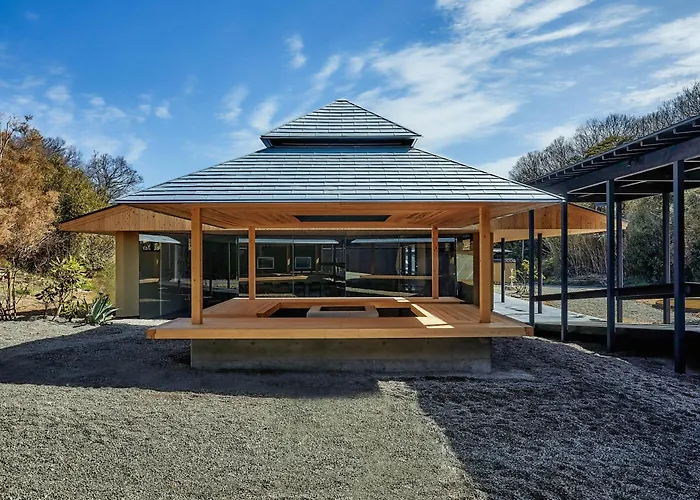 Naoshima Ryokan Roka