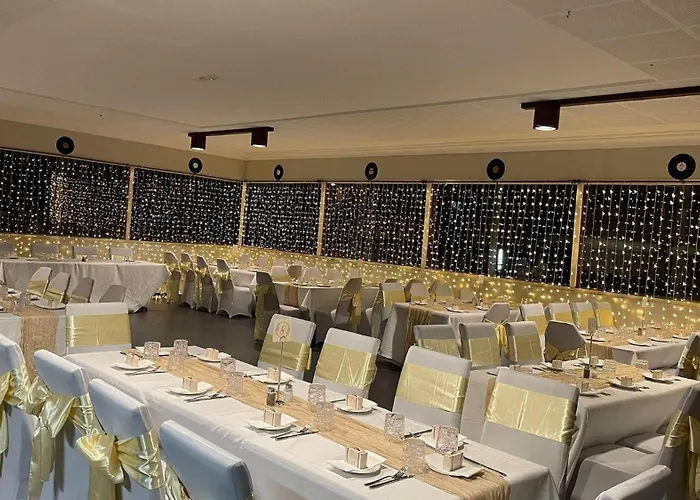 Club Hotel