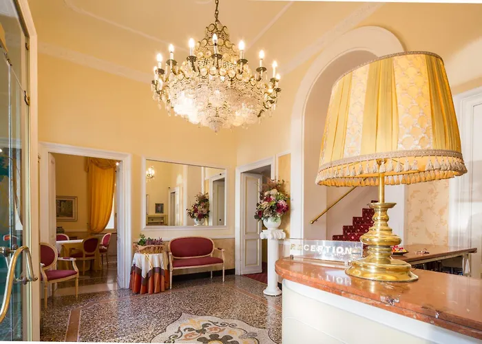 Ena Hotel