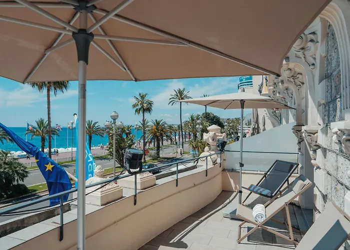 Hôtel Le Royal Promenade des Anglais