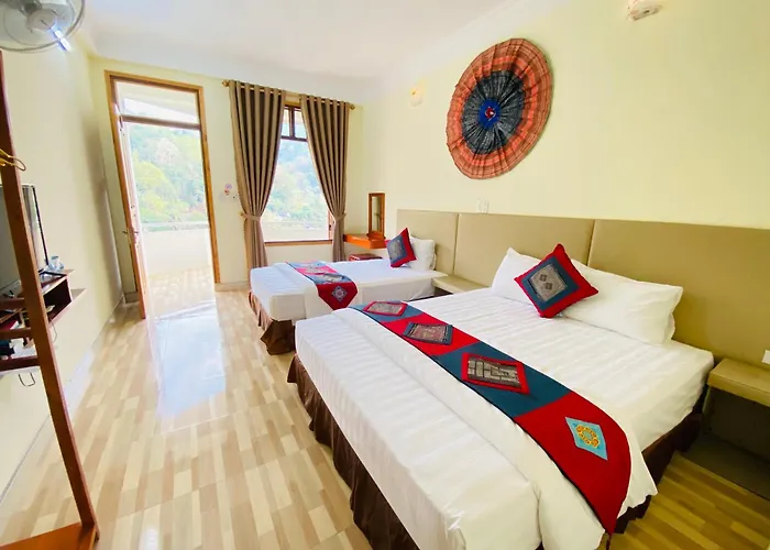 Ba Be Legend Hotel & Tours