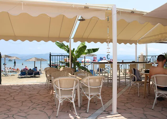 Stavros On The Beach Studios And Apartments