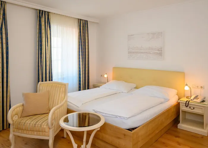 Appartement-Hotel Gh Zum Goldenen Schiff