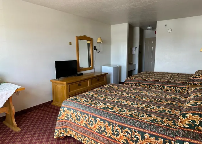 Columbine Inn And Suites