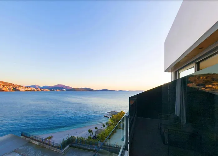 Alyacht Premium Hotel