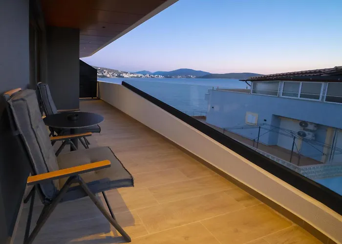 Alyacht Premium Hotel