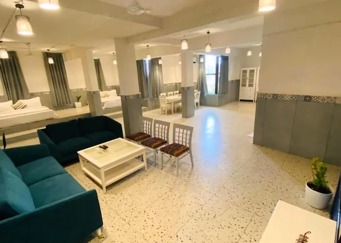 Nest Beacon Resort Daman