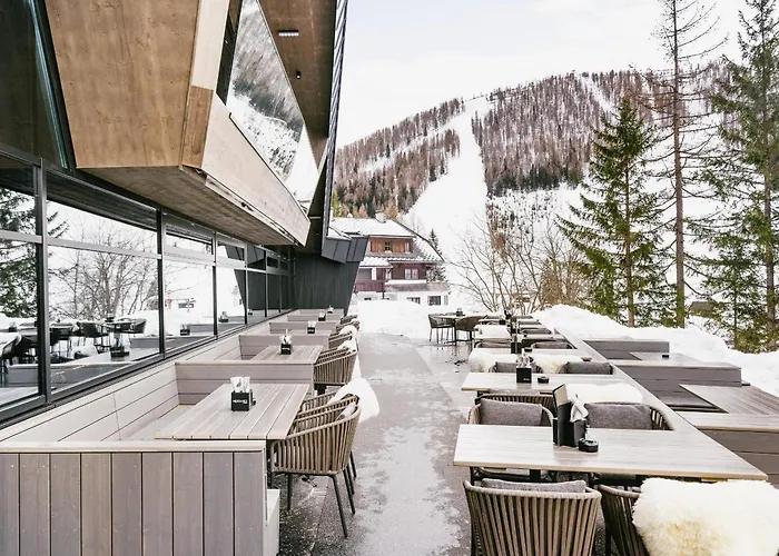 TRIFORET alpin resort by Falkensteiner