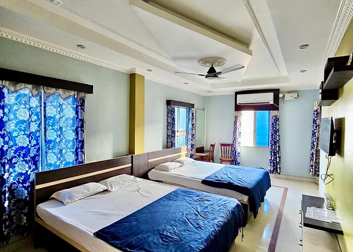 Bobby Premium Residency 350M From Jagannath Temple