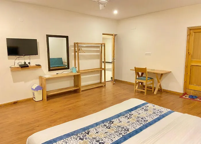 Hotel Palam Hills