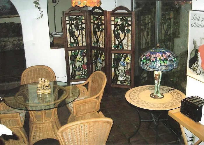 Spanish Villa Inn