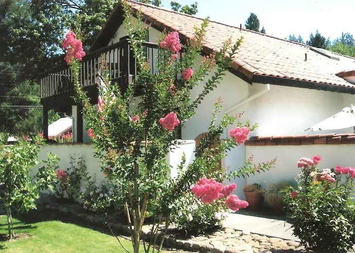 Spanish Villa Inn