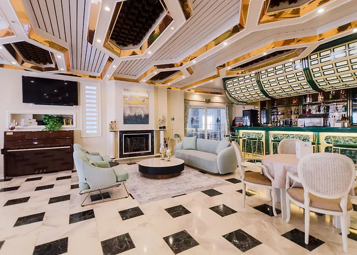 Hotel Strass