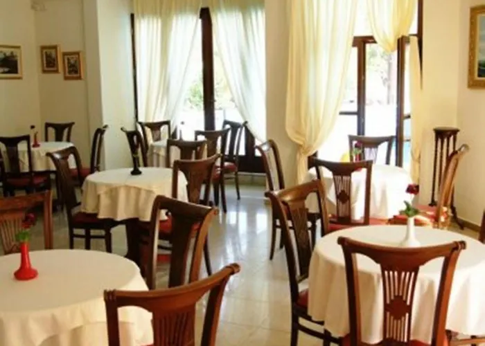Hotel Eden
