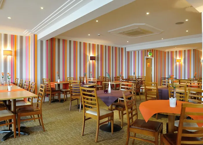 Carousel Hotel