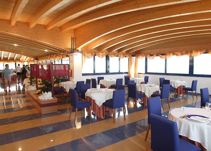 Hotel Yria