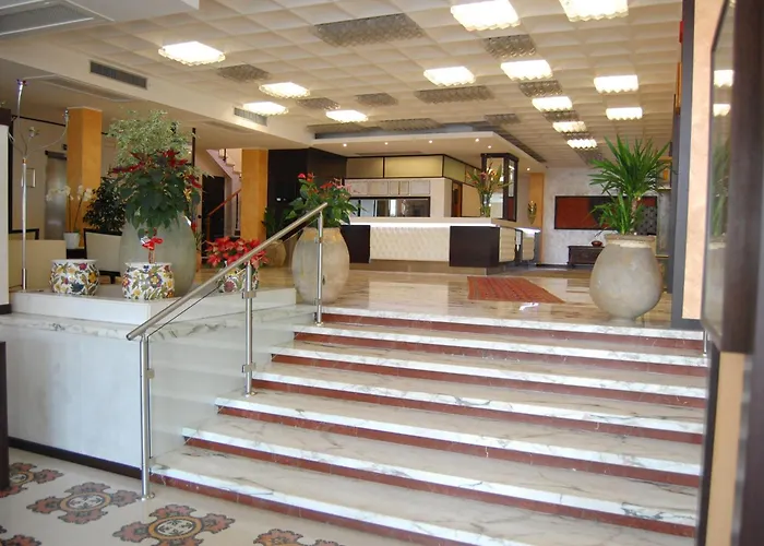 Grand Hotel Moroni