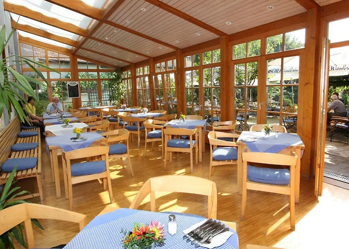 Karpfenhotel&Herrenhaus im Gasthaus Sindel-Buckel