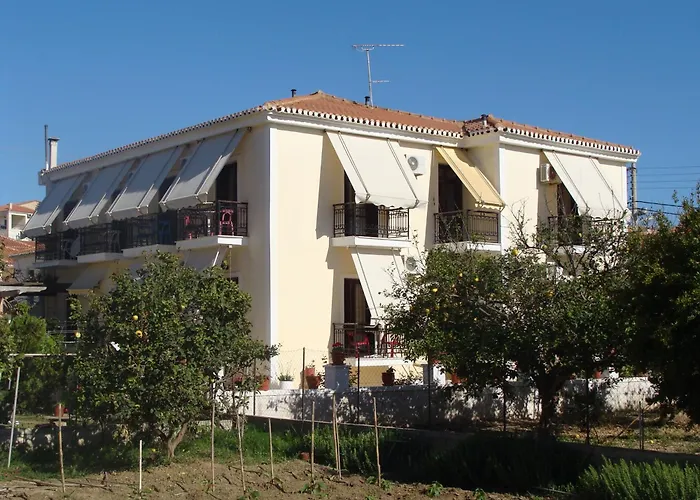 Hotel Aris