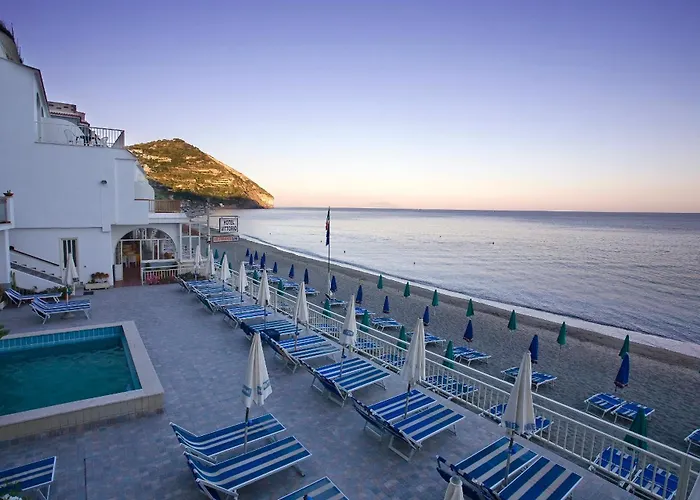 Hotel Vittorio Beach Resort