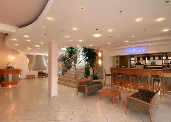 Hotel Flores