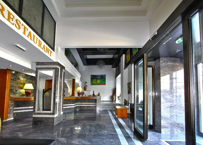 Hotel Lirak