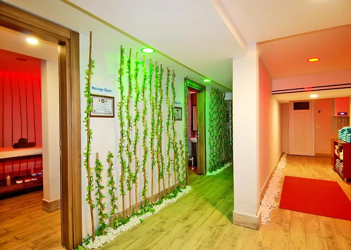 Kleopatra Ramira Hotel