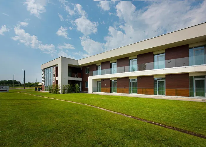 Outlet Hotel Polgar