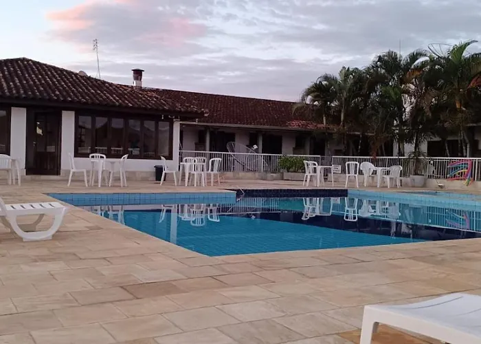 Golfinho Plaza Hotel