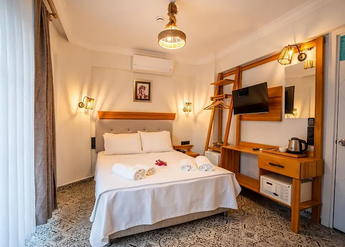 Jasmine Marmaris
