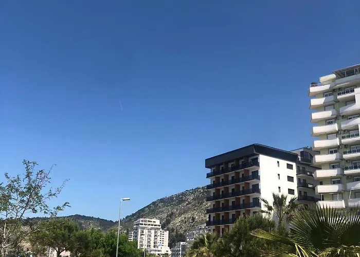 Hotel Mario, Shengjin